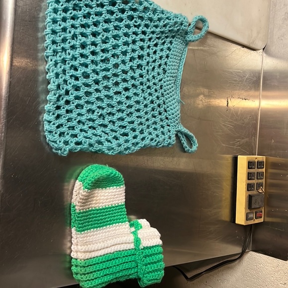 Throw, bootie, bag - Picture 2 of 3